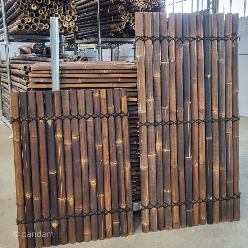 Panel negro de medio bambu