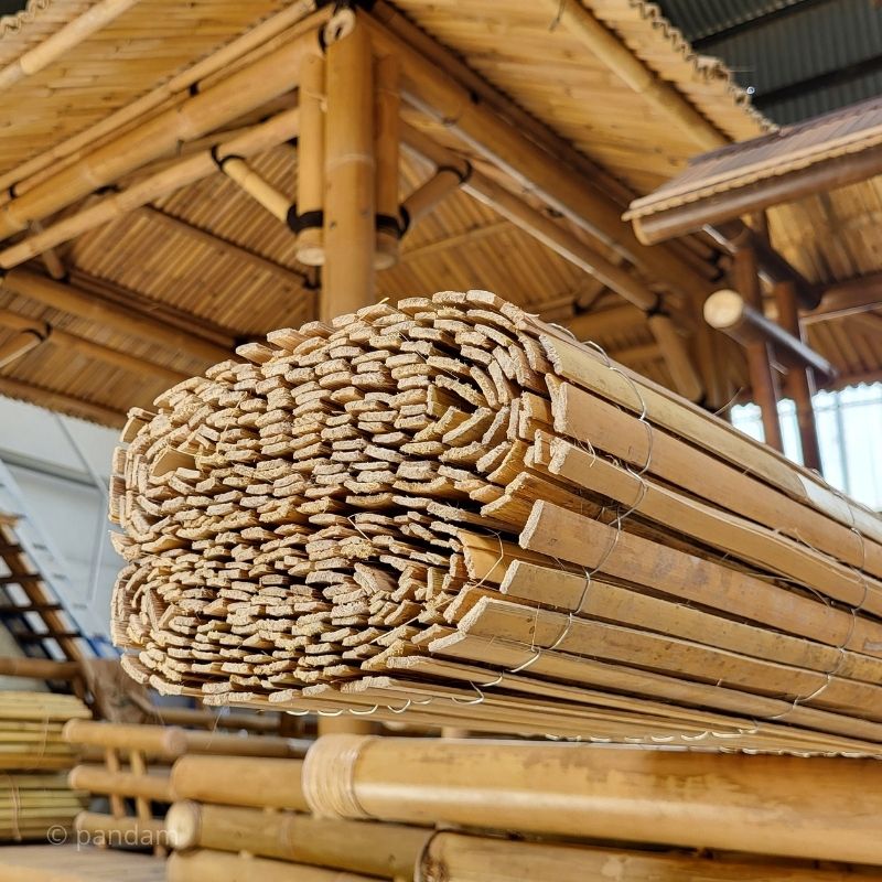 Valla de bambú partido