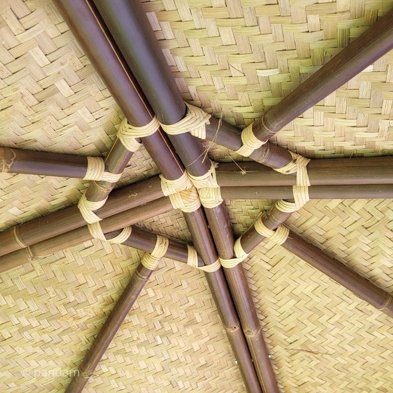 Tiki Bar de bambú cabaña negra + 4 sillas - Envío GRATIS