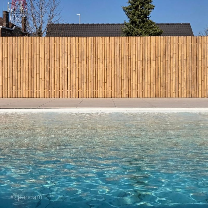 Panel de bambu para piscina