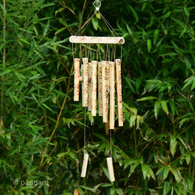 Campana de bambu spirales