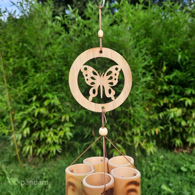 mariposa en el carillon