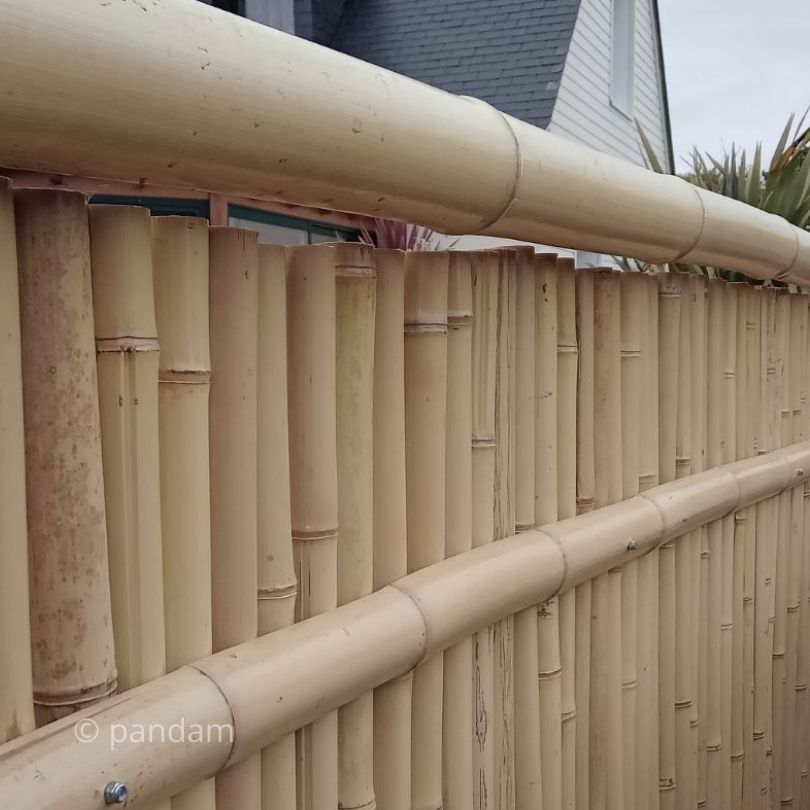 Rollo de valla de bambú natural